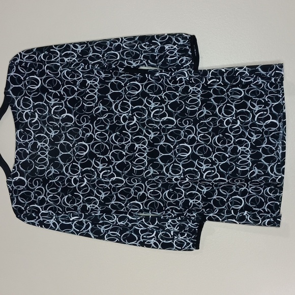 Maurice's L Shirt - Picture 3 of 4